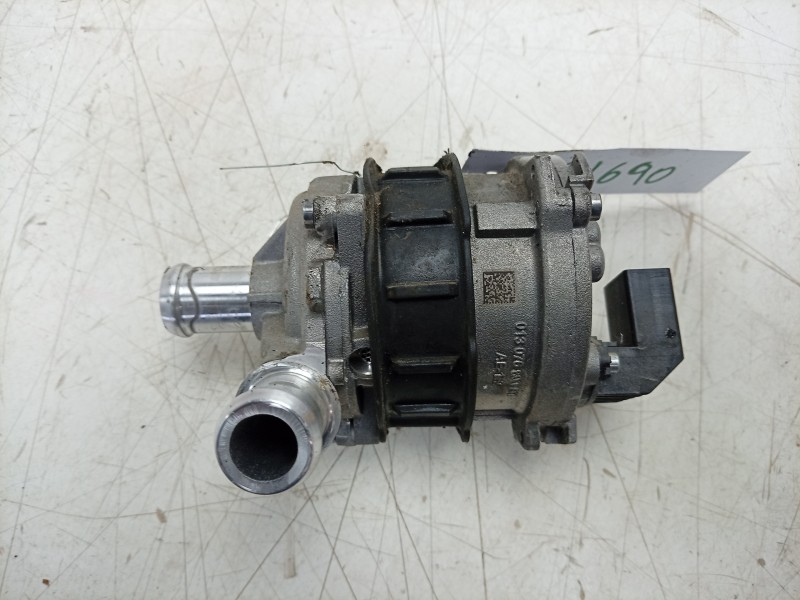 Recambio de bomba agua para porsche taycan (y1a) 4s referencia OEM IAM  9J1965567E 