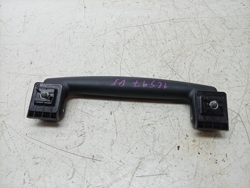 Recambio de asidero techo delantero izquierdo para maserati ghibli iii (m157) 3.0 s q4 referencia OEM IAM  670024685 