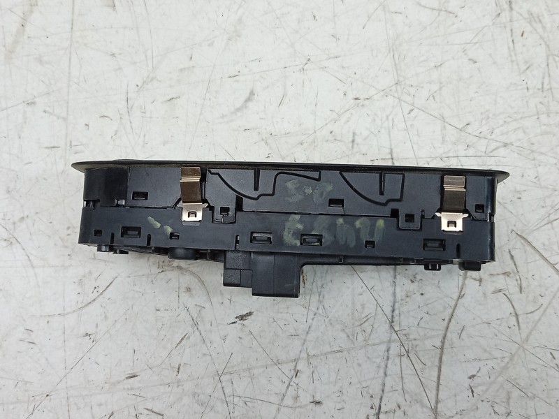Recambio de mando elevalunas delantero izquierdo para renault clio v (b7_) tce 90 (b7mt) referencia OEM IAM 254107080R 254102693