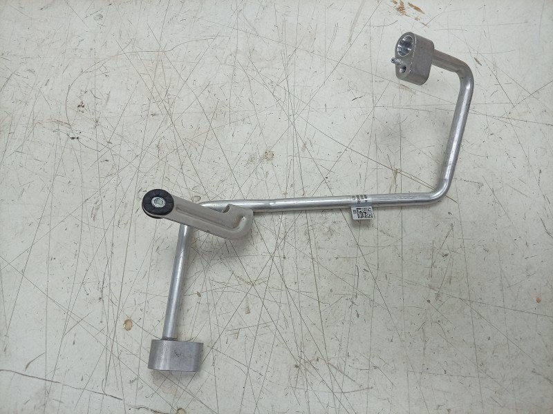 Recambio de tubos aire acondicionado para porsche taycan (y1a) 4s referencia OEM IAM  9J1820720A 