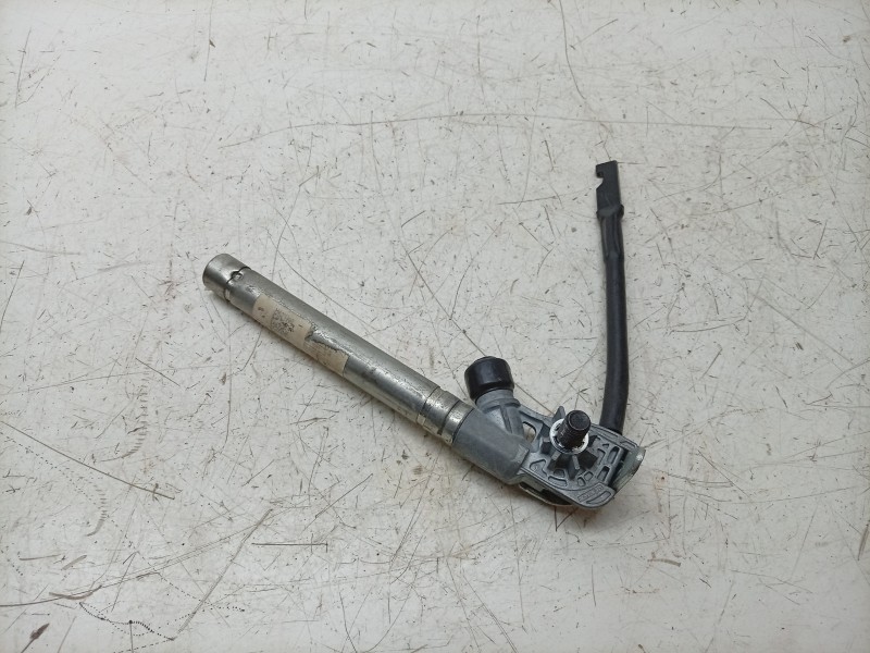 Recambio de pretensor airbag izquierdo para maserati ghibli iii (m157) 3.0 s q4 referencia OEM IAM  670001426 