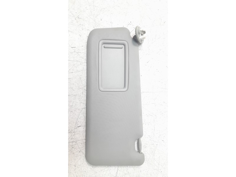 Recambio de parasol izquierdo para toyota rav4 referencia OEM IAM 7432042562C0  