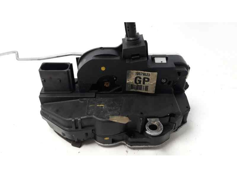 Recambio de cerradura puerta delantera derecha para opel insignia sports tourer edition referencia OEM IAM 13579523  