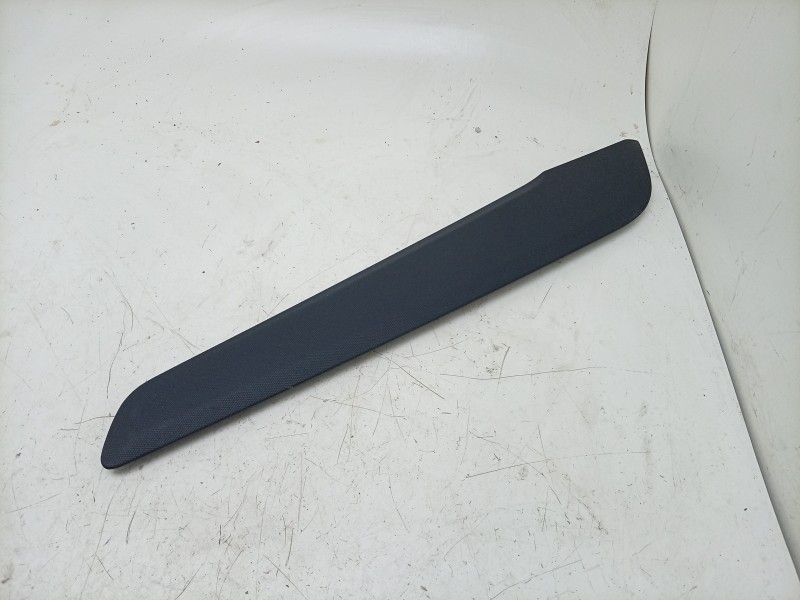 Recambio de moldura para porsche taycan (y1a) 4s referencia OEM IAM  9J1863046 