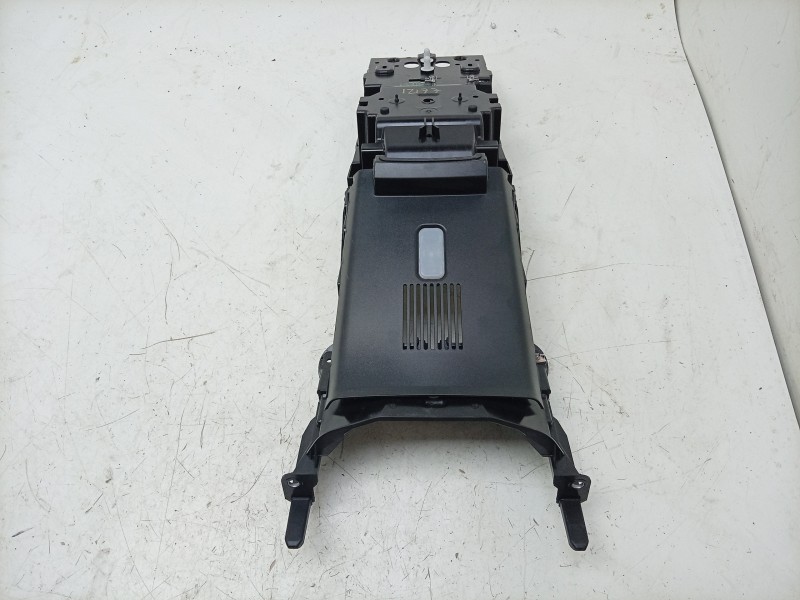 Recambio de moldura para porsche taycan (y1a) 4s referencia OEM IAM  9J1858403B 