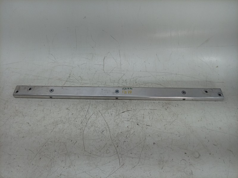 Recambio de travesaño superior para porsche taycan (y1a) 4s referencia OEM IAM  9J1806303 