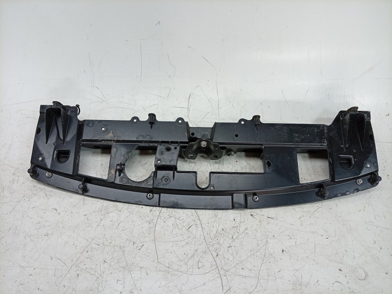 Recambio de soporte radiador para porsche taycan (y1a) 4s referencia OEM IAM  9J1805015A 