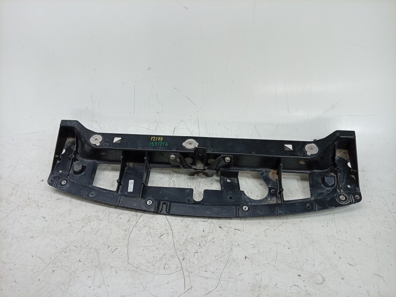 Recambio de soporte radiador para porsche taycan (y1a) 4s referencia OEM IAM  9J1805015A 