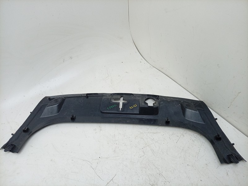 Recambio de moldura para porsche taycan (y1a) 4s referencia OEM IAM  9J1863082B 