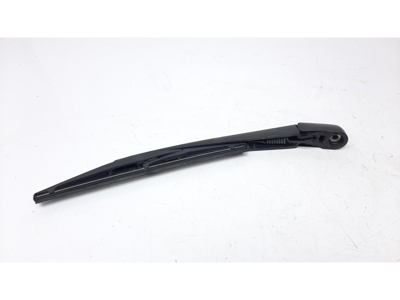 Recambio de brazo limpia trasero para suzuki vitara 1.6 ddis comfort 4x4 referencia OEM IAM 3882154G10000  