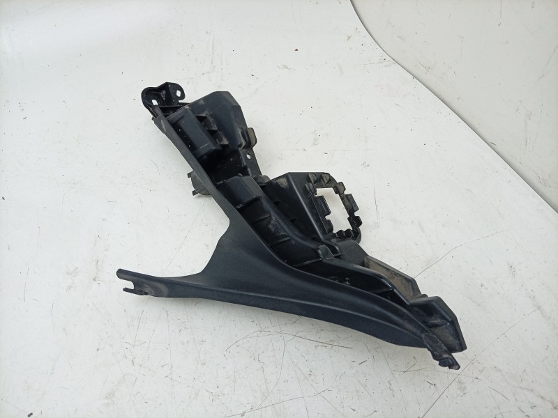 Recambio de soporte paragolpes delantero izquierdo para porsche taycan (y1a) 4s referencia OEM IAM  9J1807347A 