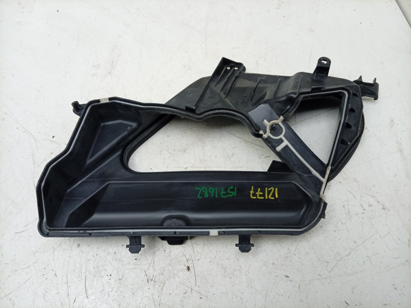 Recambio de canalizador de aire para porsche taycan (y1a) 4s referencia OEM IAM  9J1815129C 