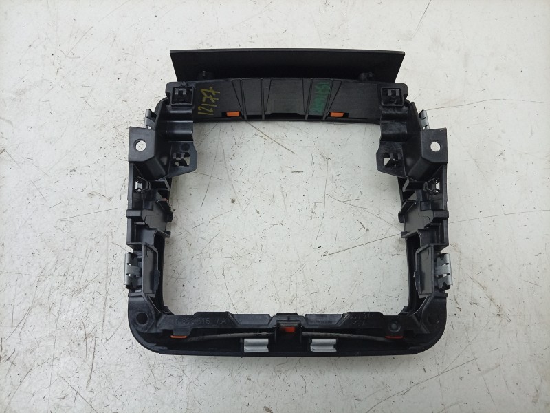 Recambio de moldura para porsche taycan (y1a) 4s referencia OEM IAM  9J1863615 