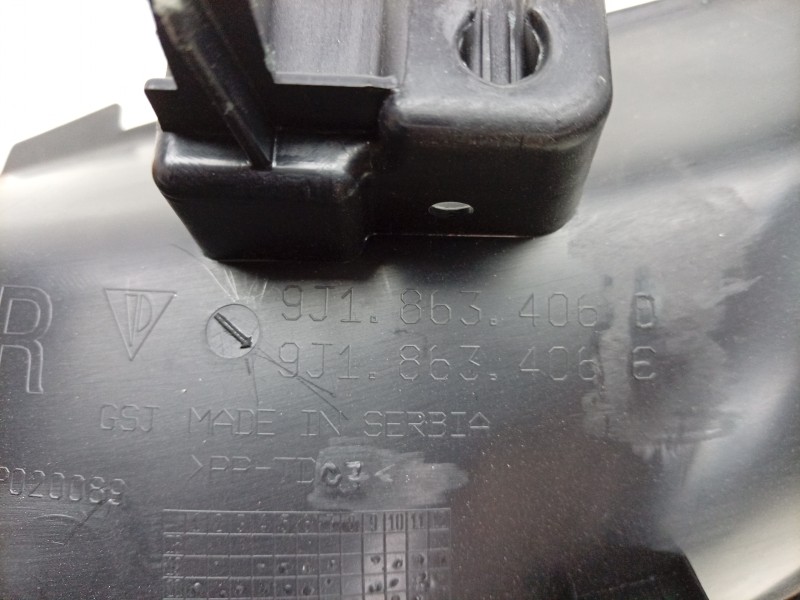 Recambio de moldura para porsche taycan (y1a) 4s referencia OEM IAM  9J1863406D 