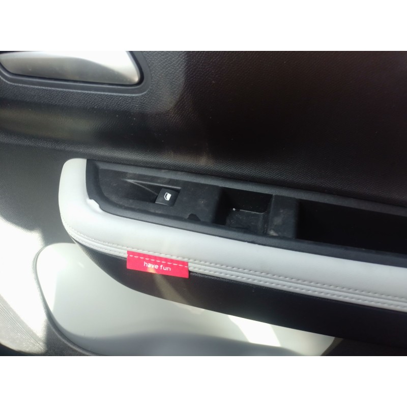 Recambio de mando elevalunas delantero derecho para citroën e-c3 aircross electrico 113cv max referencia OEM IAM   