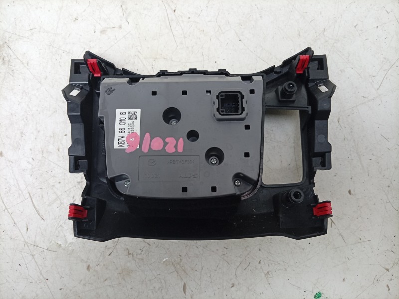 Recambio de mando multifuncion para mazda cx-5 evolution 2wd referencia OEM IAM KB7W66CM0B KB7W66CM0B 
