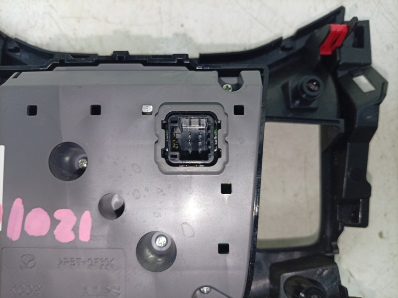 Recambio de mando multifuncion para mazda cx-5 evolution 2wd referencia OEM IAM KB7W66CM0B KB7W66CM0B 