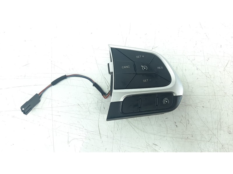 Recambio de mando volante para jeep renegade 1.0 t-gdi cat referencia OEM IAM 735669924  