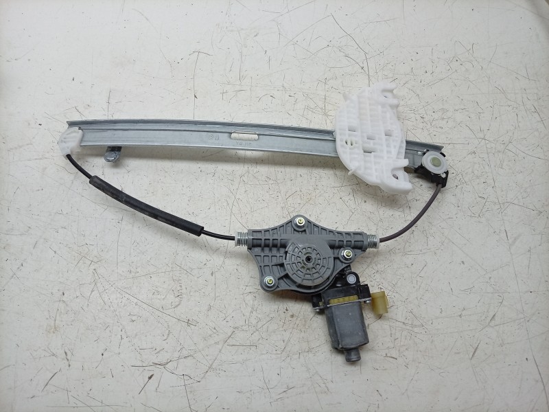 Recambio de mando elevalunas trasero derecho para kia stonic (yb) 1.0 t-gdi eco-dynamics+ referencia OEM IAM  83460H8000 