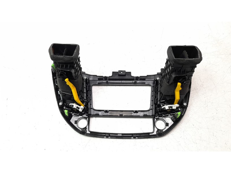 Recambio de rejilla aireadora para hyundai tucson 1.7 crdi cat referencia OEM IAM 97420D7000  