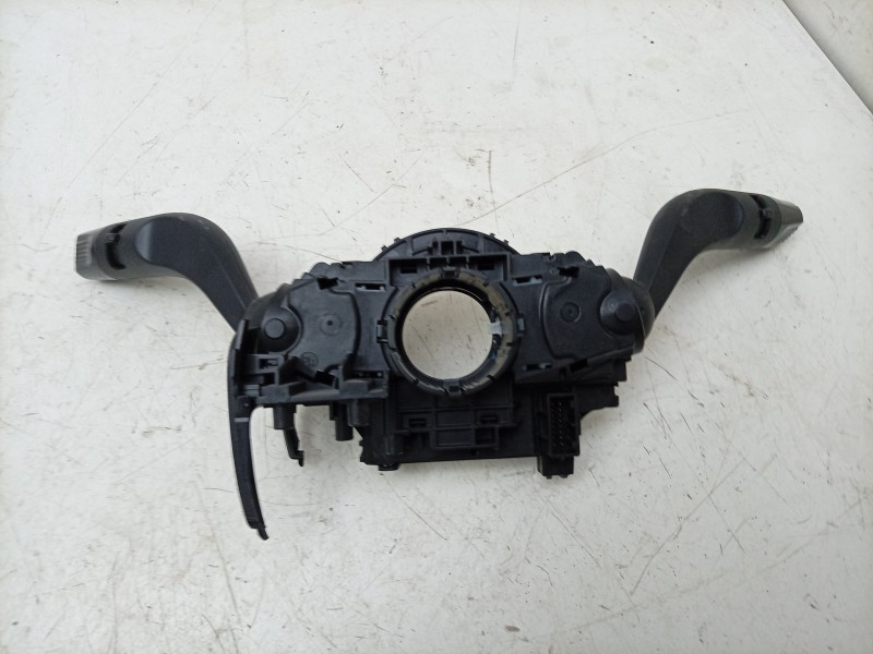 Recambio de mando multifuncion para hyundai kona (os, ose, osi) 1.6 gdi hybrid referencia OEM IAM  934C5BE340 