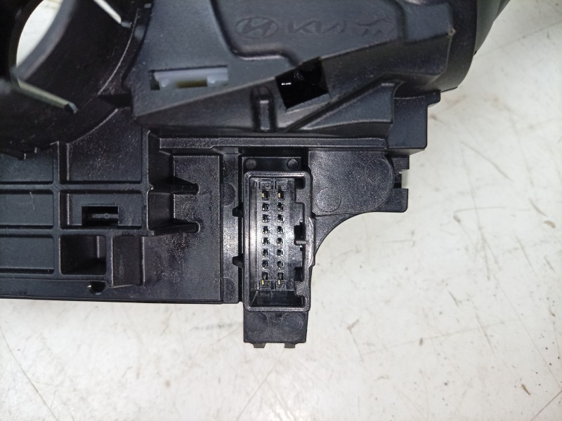 Recambio de mando multifuncion para hyundai kona (os, ose, osi) 1.6 gdi hybrid referencia OEM IAM  934C5BE340 