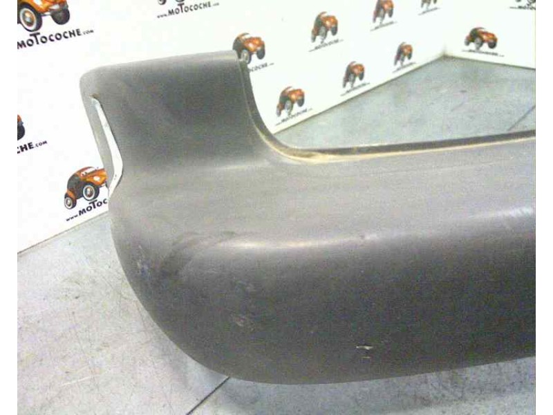 Recambio de paragolpes trasero para chrysler voyager (gs) 3.3 lx referencia OEM IAM GK04SS5  DG0031051