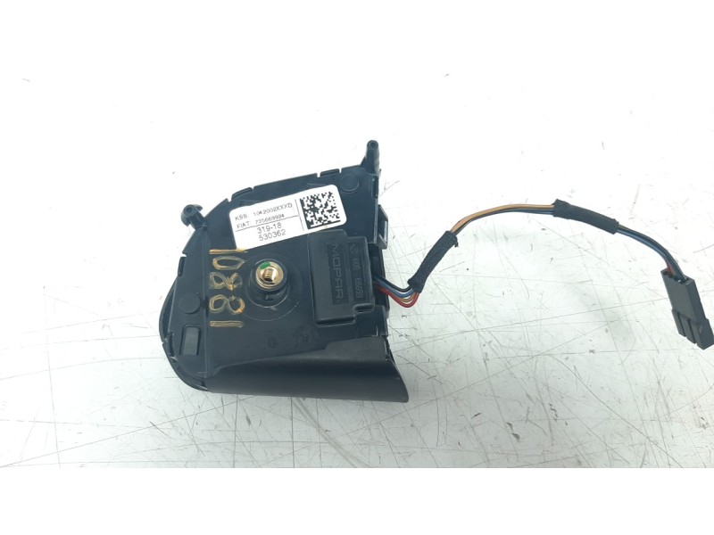 Recambio de mando volante para jeep renegade 1.0 t-gdi cat referencia OEM IAM 735669924  