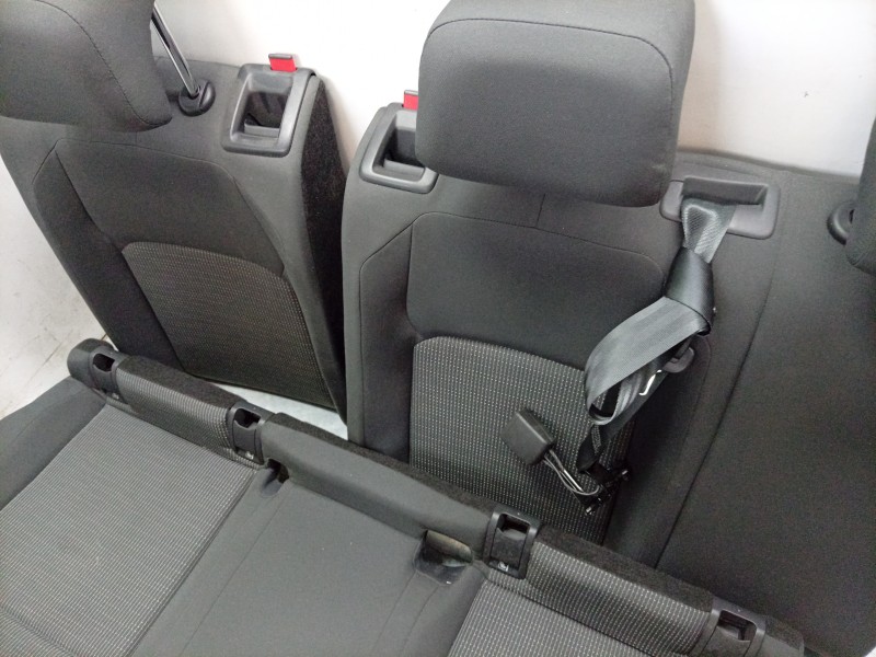 Recambio de juego asientos completo para volkswagen golf viii (cd1, da1) 1.0 tsi referencia OEM IAM  5H0881405P 