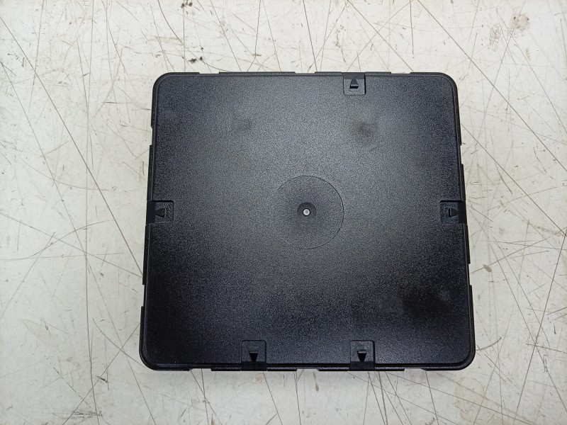 Recambio de modulo confort para porsche taycan (y1a) 4s referencia OEM IAM   