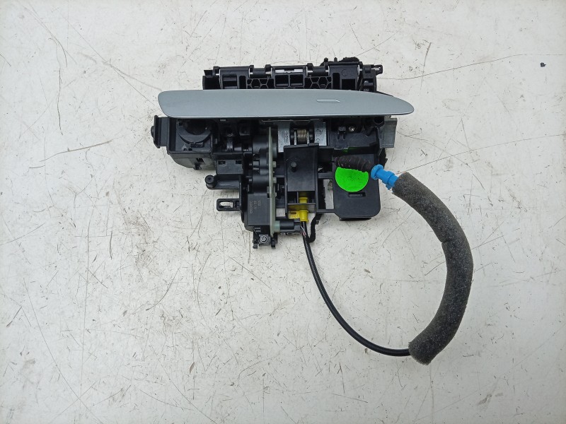 Recambio de maneta exterior trasera derecha para porsche taycan (y1a) 4s referencia OEM IAM  PAD837206A 