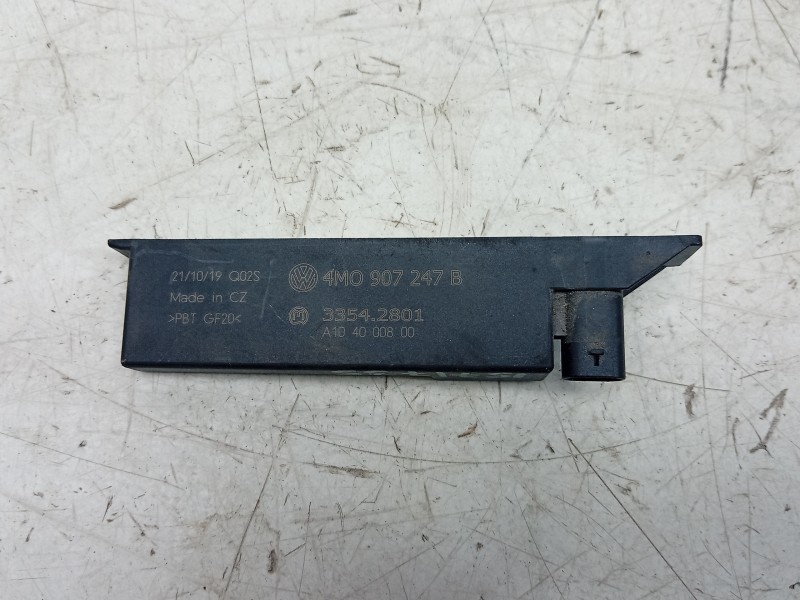 Recambio de modulo electronico para porsche taycan (y1a) 4s referencia OEM IAM  4MO907247B 