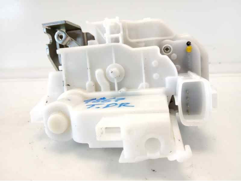 Recambio de cerradura puerta trasera derecha para fiat tipo ii (357) berlina lounge plus referencia OEM IAM   