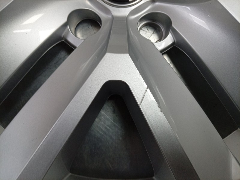 Recambio de tapacubos para renault captur ii (hf_) tce 90 (hfm6) referencia OEM IAM  403159079R 