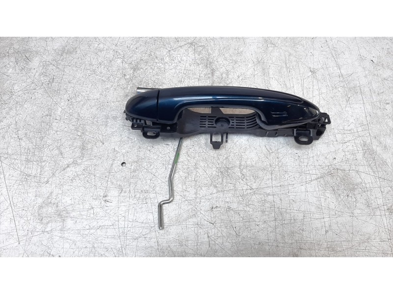Recambio de maneta exterior delantera derecha para toyota rav4 referencia OEM IAM 3142702  