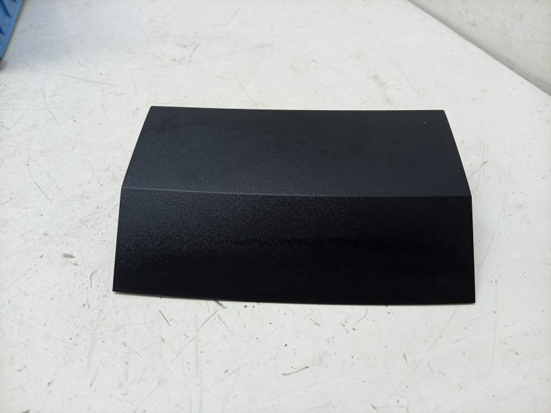 Recambio de moldura para porsche taycan (y1a) 4s referencia OEM IAM   