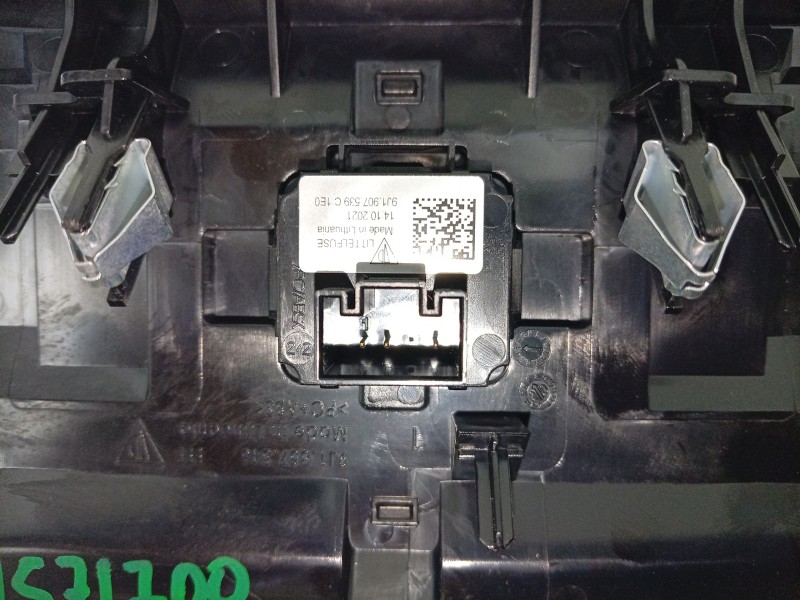 Recambio de moldura para porsche taycan (y1a) 4s referencia OEM IAM   