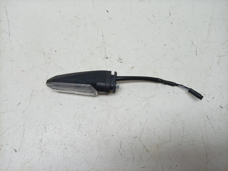 Recambio de piloto delantero derecho para honda adv adv 350 referencia OEM IAM  33400MKTD01 