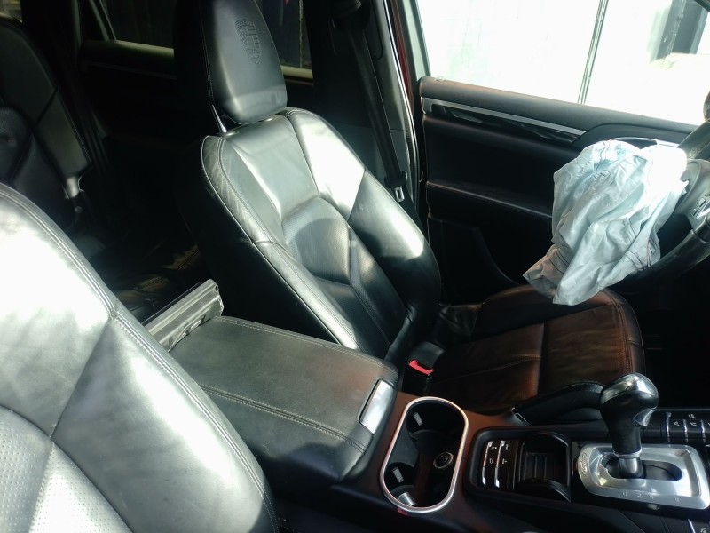 porsche cayenne (92a) del año 2011