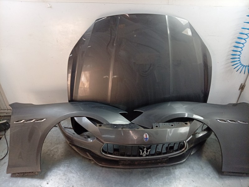 Recambio de morro completo para maserati ghibli iii (m157) 3.0 s q4 referencia OEM IAM  673001803 