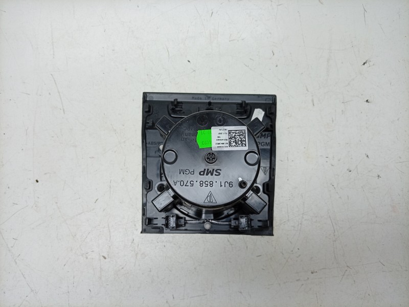 Recambio de moldura para porsche taycan (y1a) 4s referencia OEM IAM  9J1858570 