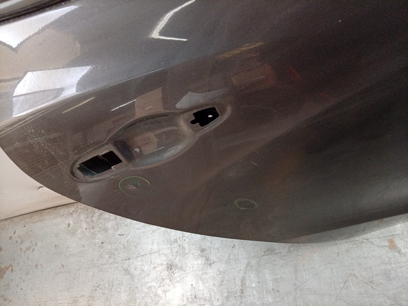 Recambio de puerta trasera derecha para maserati ghibli iii (m157) 3.0 s q4 referencia OEM IAM  673008061 
