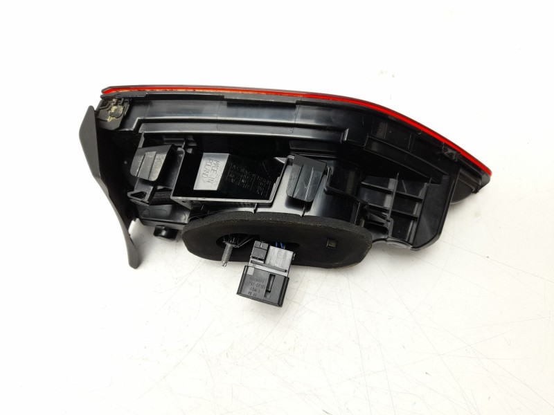 Recambio de piloto trasero izquierdo interior para volkswagen golf viii (cd1, da1) 1.0 tsi referencia OEM IAM  5H0945093C VG1040
