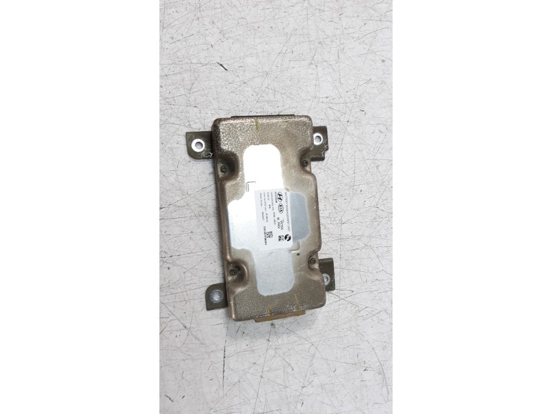 Recambio de modulo electronico para hyundai ioniq referencia OEM IAM 375A0G2610  