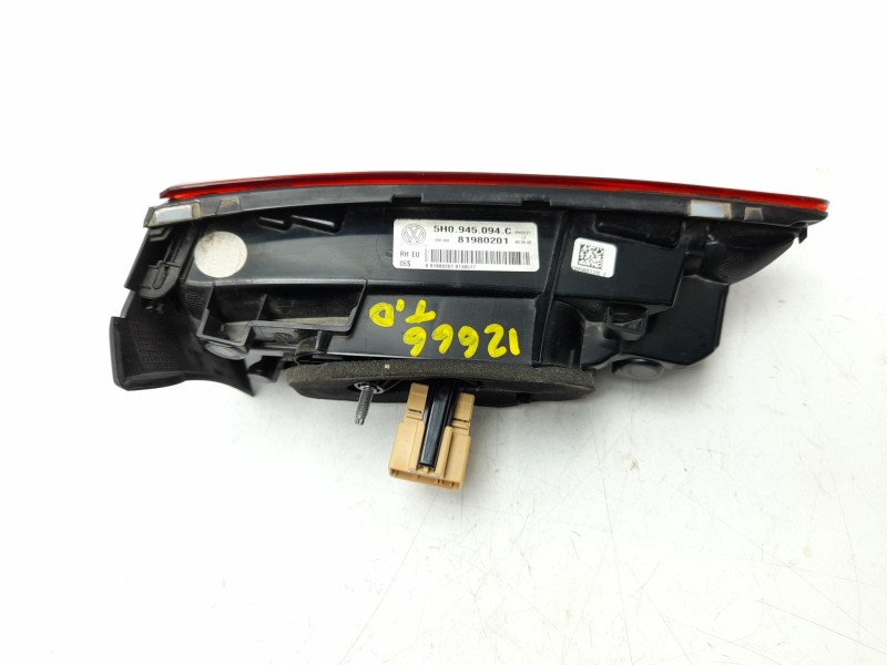 Recambio de piloto trasero derecho interior para volkswagen golf viii (cd1, da1) 1.0 tsi referencia OEM IAM  5H0945094C 2401006/