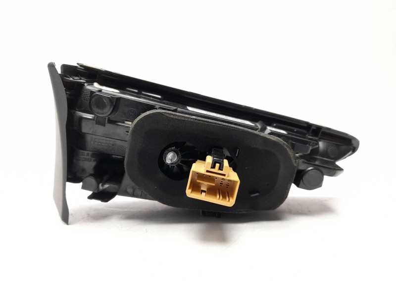 Recambio de piloto trasero derecho interior para volkswagen golf viii (cd1, da1) 1.0 tsi referencia OEM IAM  5H0945094C 2401006/