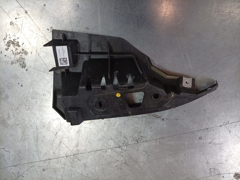 Recambio de soporte paragolpes trasero derecho para porsche taycan (y1a) 4s referencia OEM IAM   