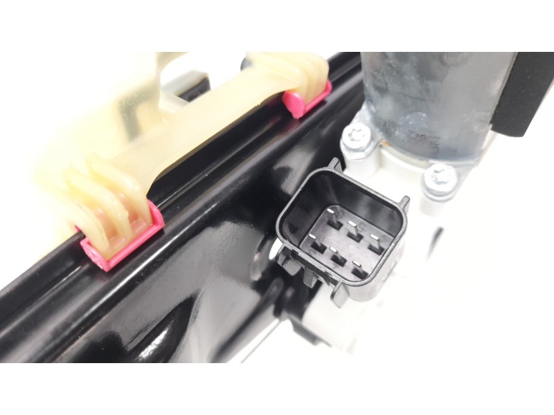 Recambio de elevalunas trasero derecho para land rover range rover evoque referencia OEM IAM K8D227000AC  