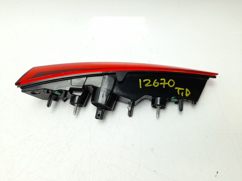 Recambio de piloto trasero derecho interior para renault captur ii (hf_) tce 90 (hfm6) referencia OEM IAM  265501234R 