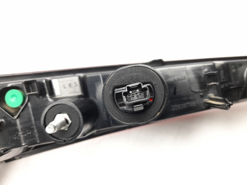Recambio de piloto trasero derecho interior para renault captur ii (hf_) tce 90 (hfm6) referencia OEM IAM  265501234R 